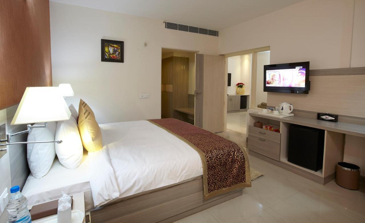 Days Hotel By Wyndham Neemrana Cameră foto